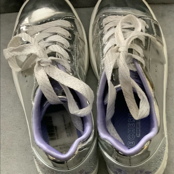 Skechers memory foam, little girls size 1.5 lace up sneakers. Pre-owned. - Picture 5 of 7